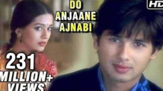 Roop Ki Rani Aayi Hai Lyrics
